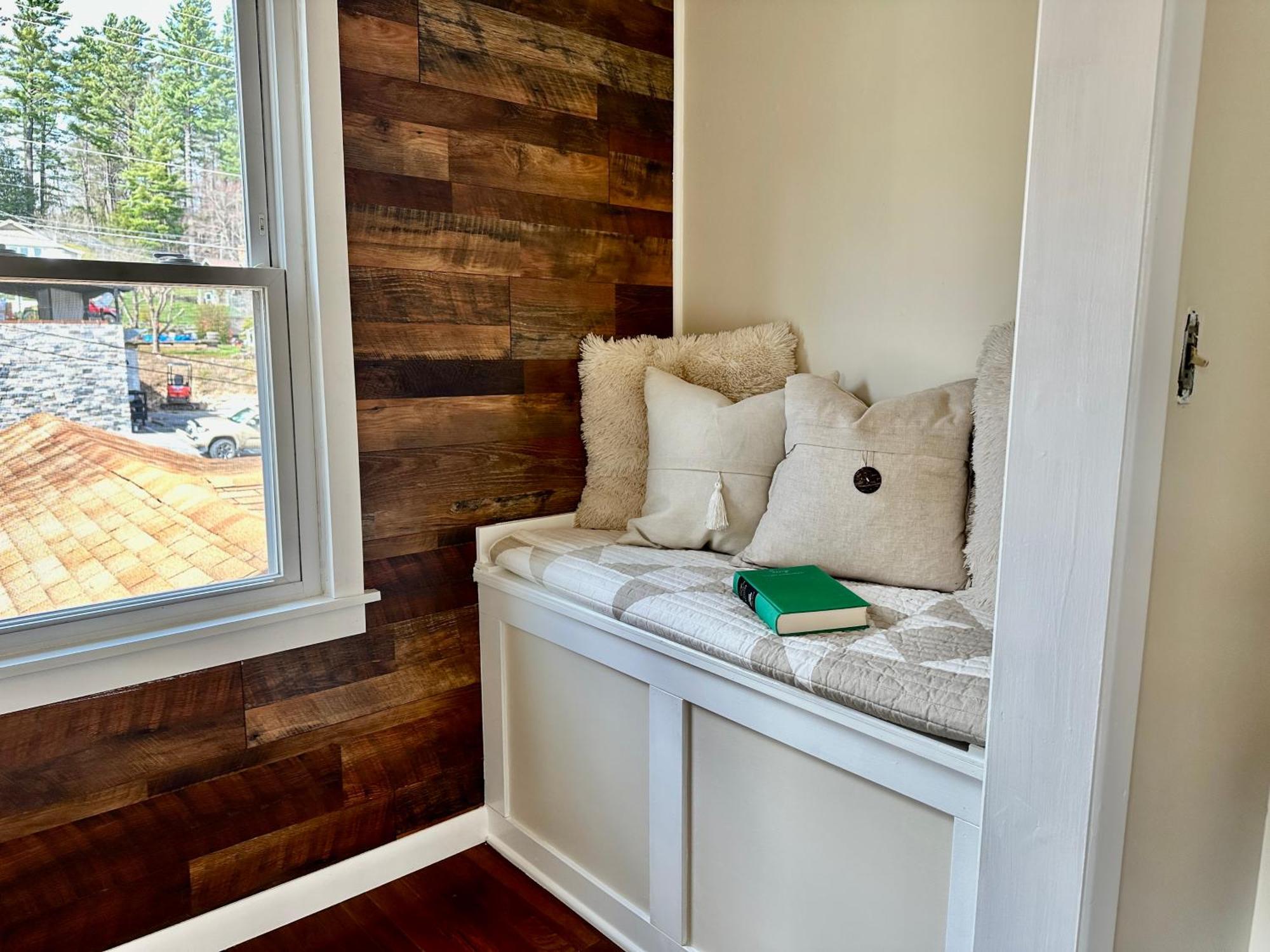 Mountainaire Inn And Log Cabins Блоуинг Рок Екстериор снимка
